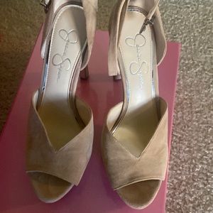 Great nude show worn once! Platform too! Great with jeans or skirt.